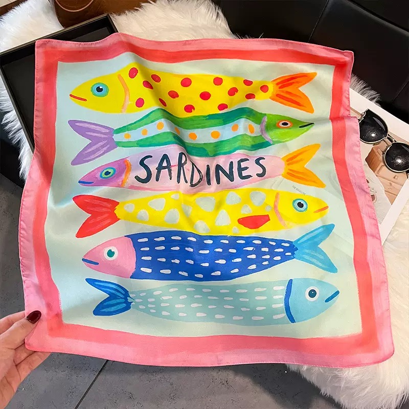Fashion Fish Pattern Square Si - огляд і ціна Silk Neck Scarf