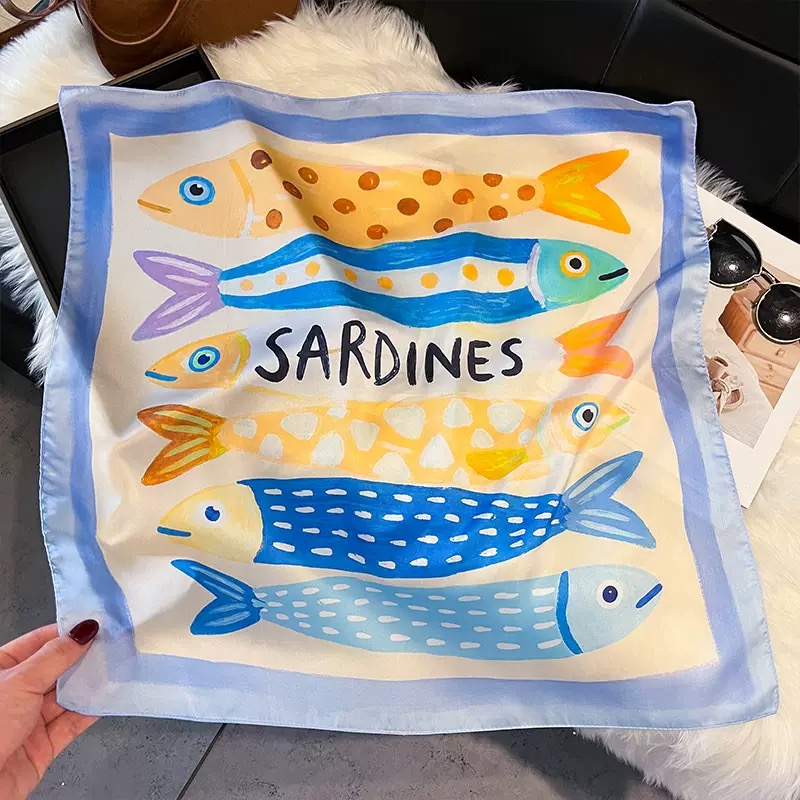 Fashion Fish Pattern Square Si - огляд і ціна Silk Neck Scarf