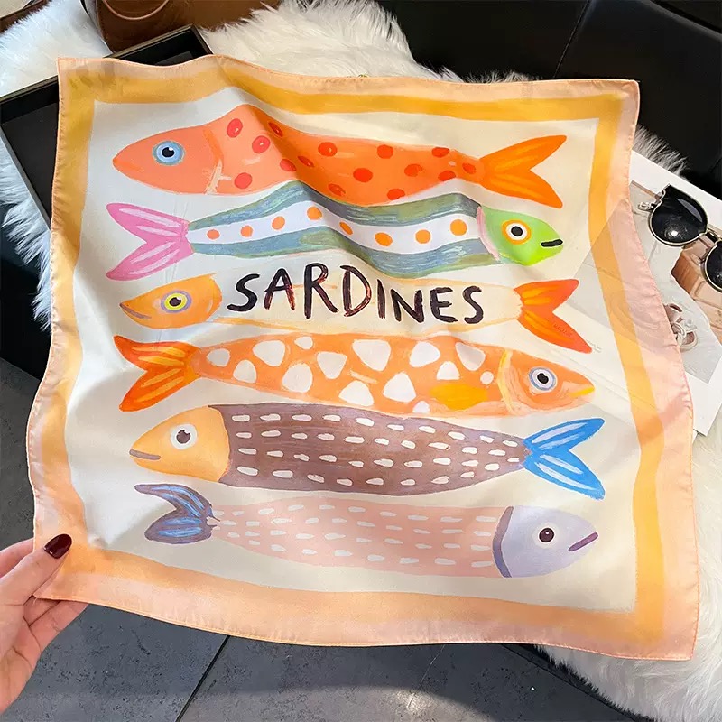 Fashion Fish Pattern Square Si - огляд і ціна Silk Neck Scarf